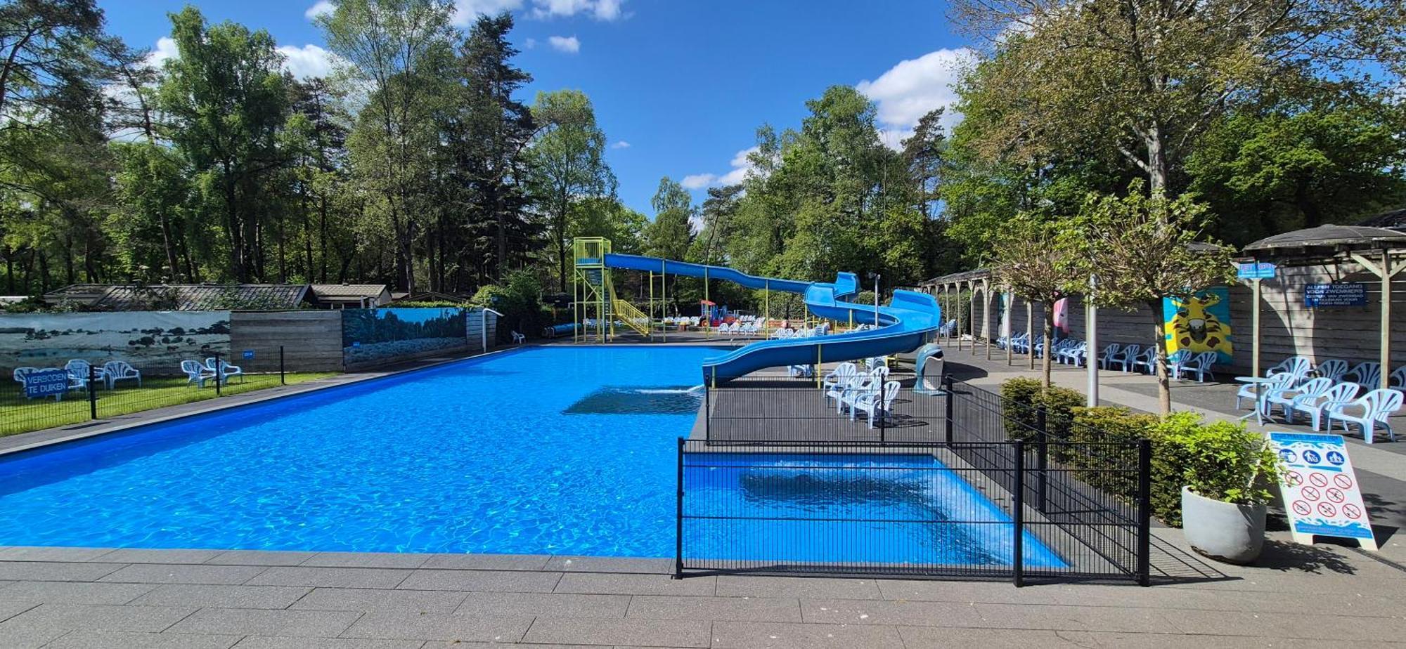 Het Veluwse Boshuisje Knus Chalet Met Omheinde Tuin Op De Veluwe ホンデルロー エクステリア 写真